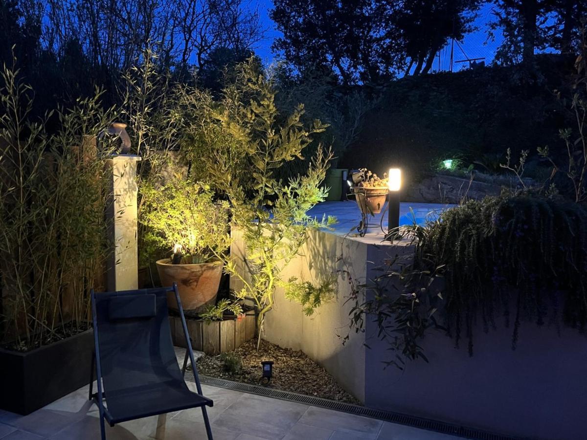 La Suite De Charme Du Mas De La Fontaine De Jonquier Avec Spa Privatif Séguret Exteriör bild
